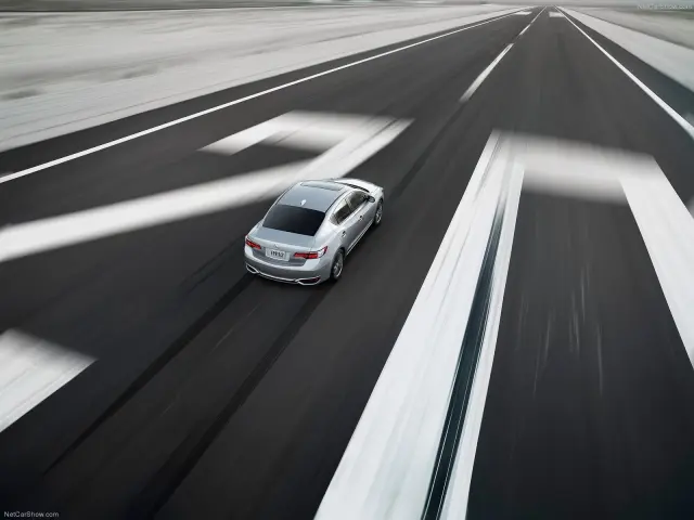Dinámica del Acura ILX