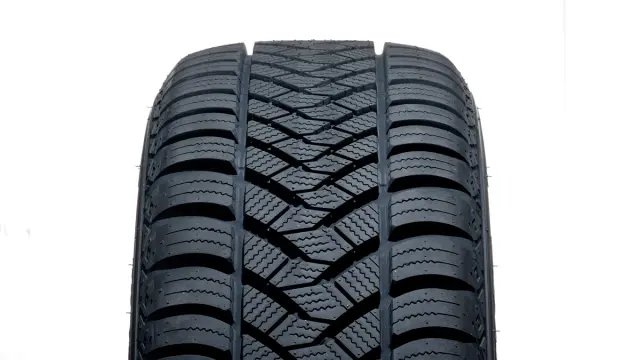 2-neumáticos-baratos-Maxxis