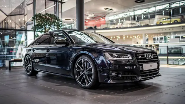 Audi S8 plus Audi Exclusive lateral