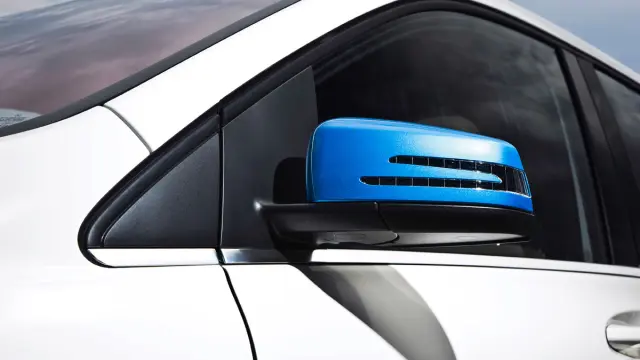Mercedes Clase B Electric Drive retrovisor