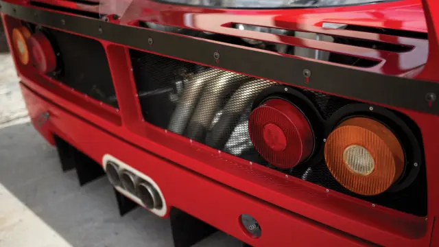 Ferrari F40 LM trasera