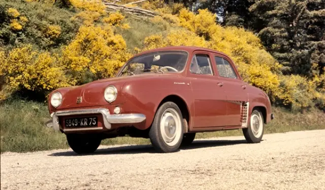 Los 13 coches más terroríficos para concudir Renault Dauphine