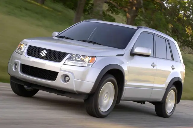 La tercera generación evolucionaba hacia un SUV