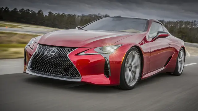 Lexus LC 500 movimiento