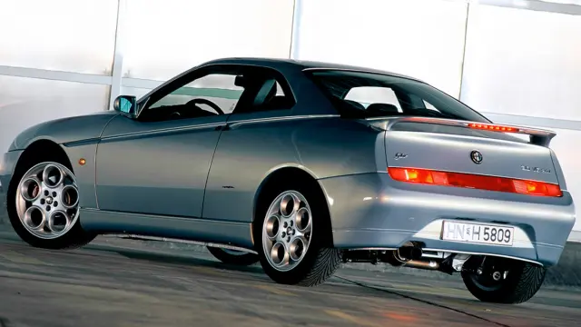Alfa Romeo GTV 3.0 V6