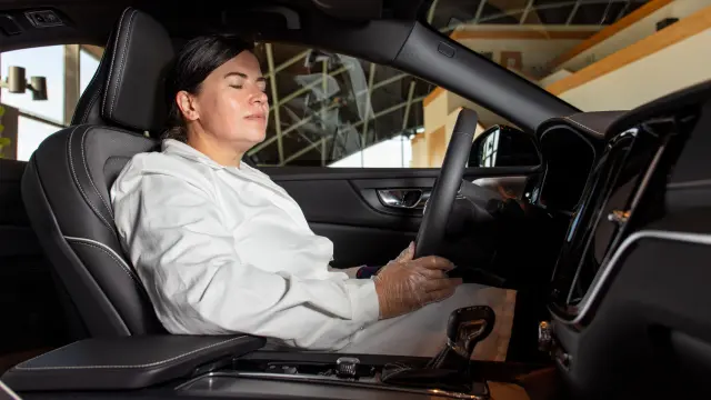 Una experta del equipo 'The Noses' ('Las narices') de Volvo.