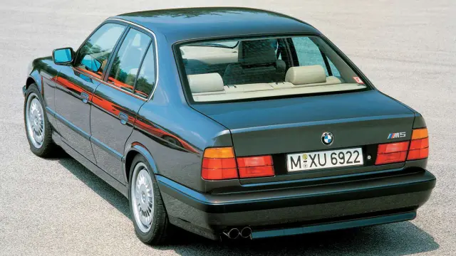 comprar coches antes revaloricen BMW M5 e34 zaga