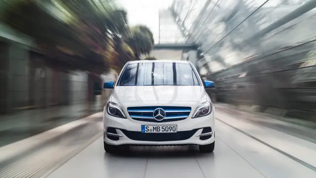 Mercedes Clase B Electric Drive delantera