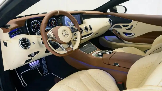 Brabus Rocket 900 Coupé interior