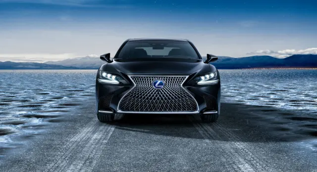 Lexus LS 500h 2017 4