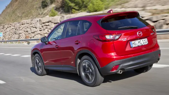 Nuevo_Mazda_CX-5_2015_trasera