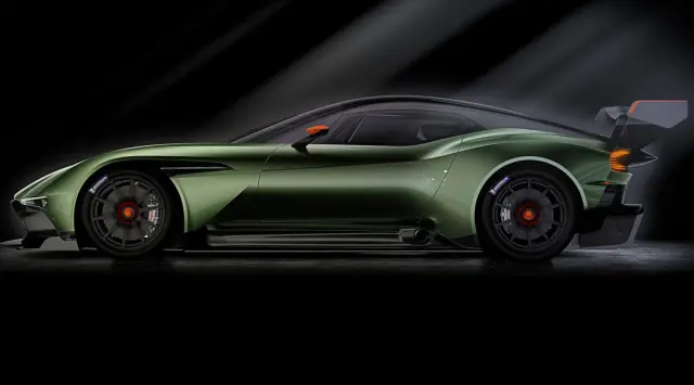 Aston Martin Vulcan perfil