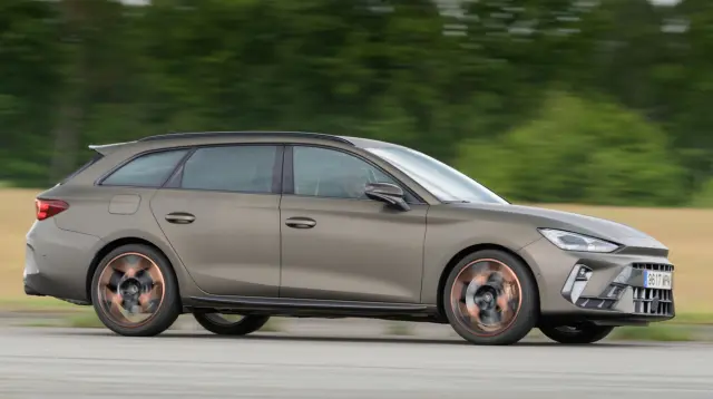 He probado el Cupra Leon Sportstourer VZ, barrido.