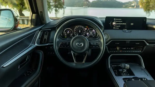 Mazda Cx-60.