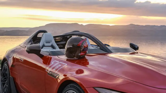 YA he probado el Mercedes-AMG PureSpeed: casco.