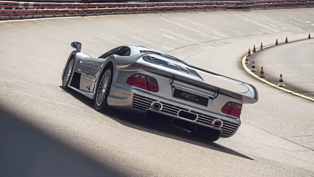 Mercedes CLK GTR Strassenversion