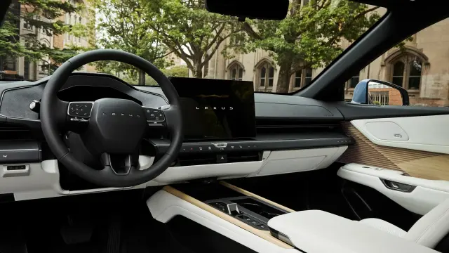 Lexus ES 2026