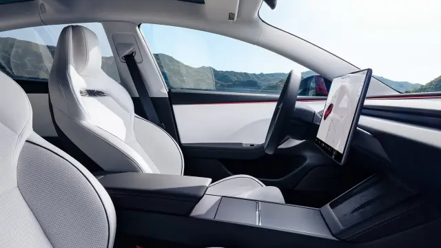 Interior del Tesla Model 3.