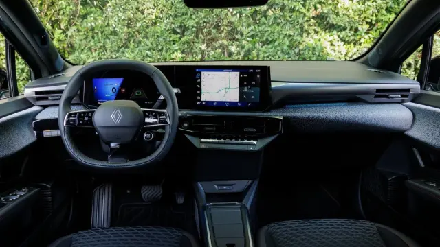 Interior del Renault Clio 2026.