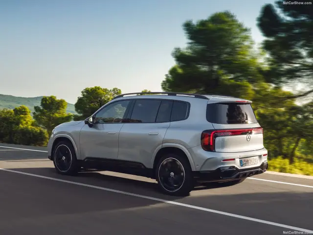 Mercedes-Benz GLB 2026