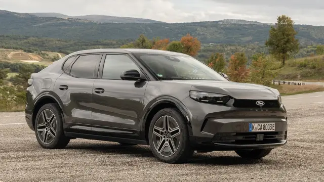 Ford Explorer.