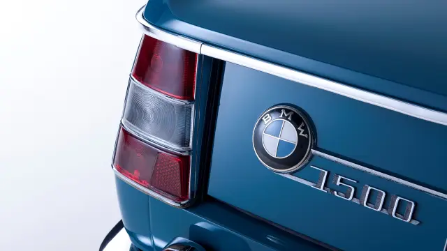 BMW 1500
