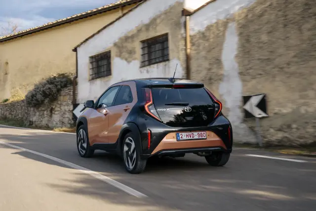 Toyota Aygo X Cross Hybrid
