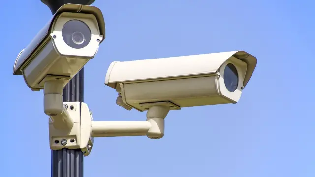 Cámaras de vigilancia.