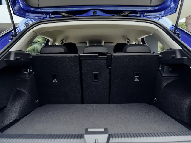 El maletero del nuevo Volkswagen T-Roc tiene una capacidad de 465 litros. VW