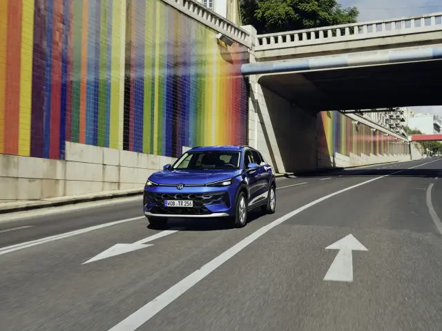 El nuevo Volkswagen T-Roc estrena motores mild hybrid. VW