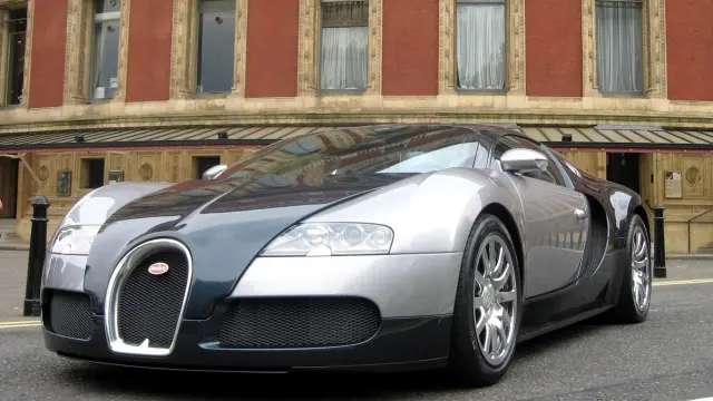 Bugatti Veyron.
