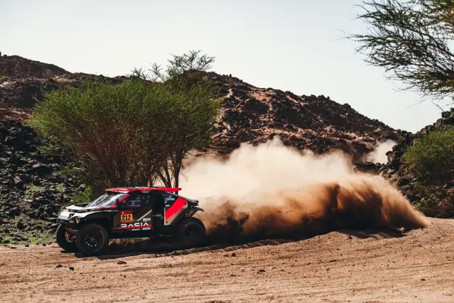 Cristina Gutiérrez durante la etapa prólogo del Dakar 2026.