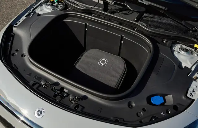 Ya he probado el Mercedes CLA 250+. Frunk.