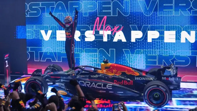 Max Verstappen celebrando el triunfo en Qatar 2025