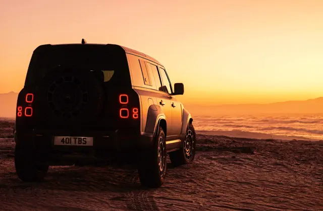 He probado el nuevo Land Rover Defender Octa en África. Zaga.