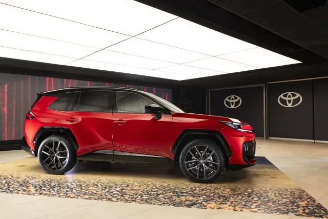 Toyota RAV4 2026