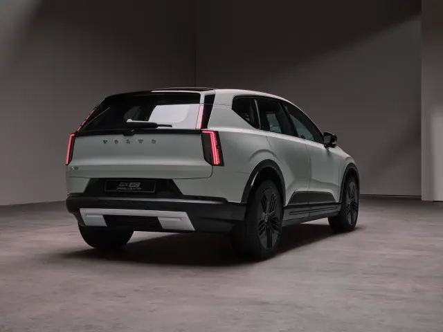 Volvo EX60 Cross Country