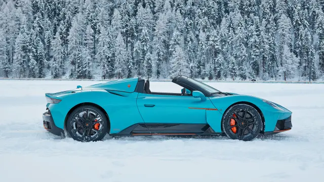Maserati MCpura Cielo Frozen Magma
