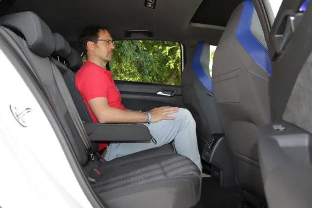 Prueba VW Golf GTE 2026 15