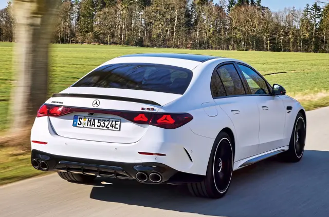 Ya he probado el Mercedes-AMG E 53 Hybrid 4Matic+. Zaga.