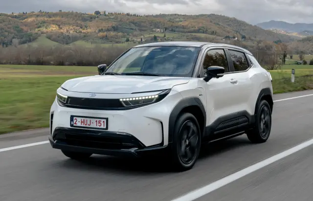 He probado el Toyota Urban Cruiser AWD eléctrico. Morro.