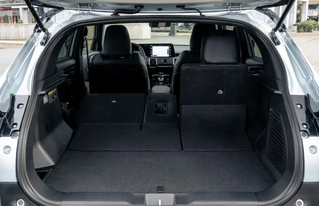 He probado el Toyota Urban Cruiser AWD eléctrico. Maletero.