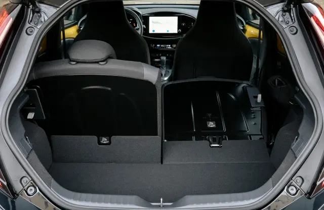Ya he probado el Toyota Aygo X Hybrid. Maletero.
