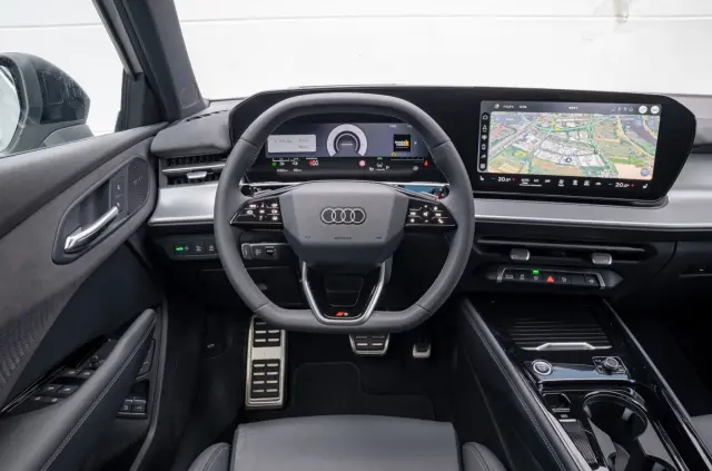 He probado el Audi Q3 Sportback e-hybrid. Cockpit.