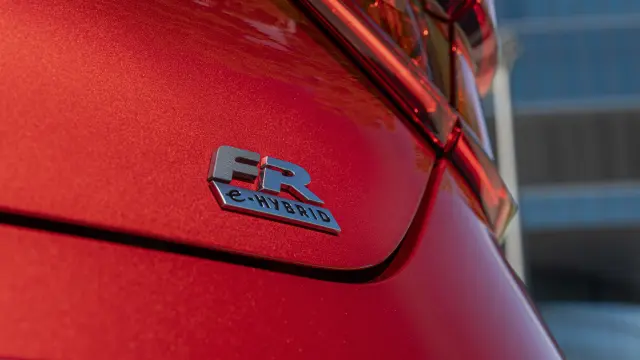Seat León 1.5 e-Hybrid FR 75 Aniversario