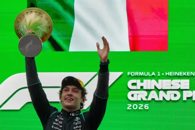 Kimi Antonelli logró su primer triunfo en la F1 en el GP de China