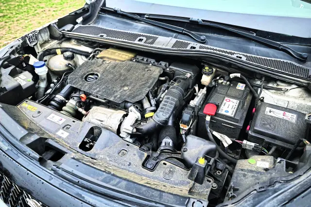 El motor diésel HDi es ideal para conductores que recorren muchos kilómetros.