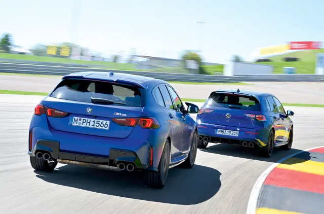 Comparativa del BMW M135 xDrive vs. VW Golf R. Zagas.