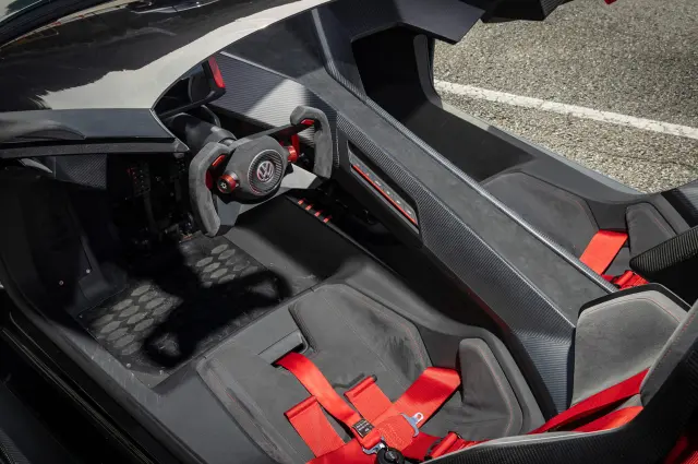He probado el Volkswagen Golf GTI Roadster. Cockpit.