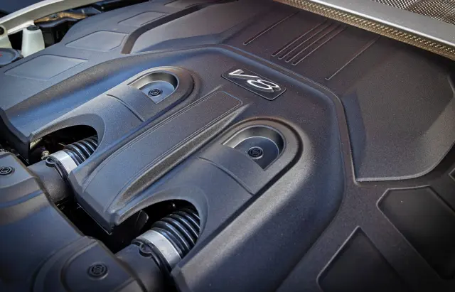 He probado el Bentley Continental GT Speed. Motor.